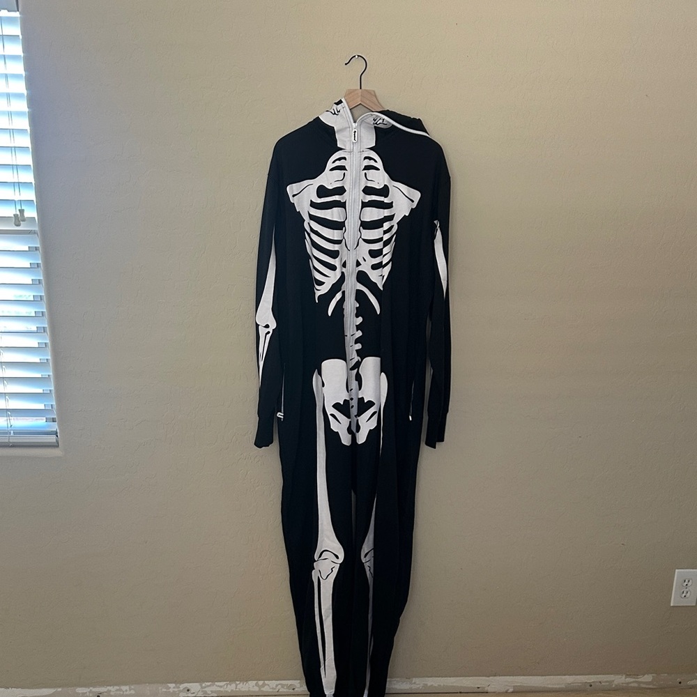 Tipsy elves unisex skeleton onesie costume XXL